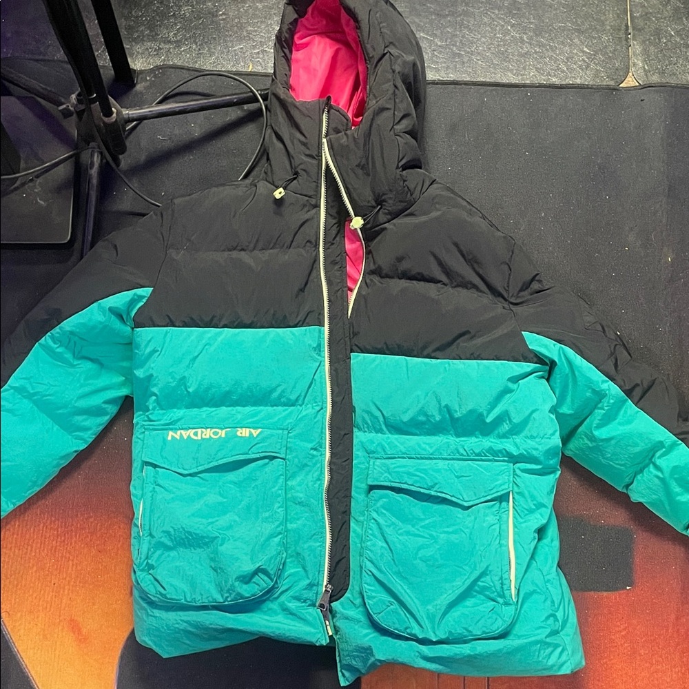 Jordan  Black and Teal Puffer Jacket